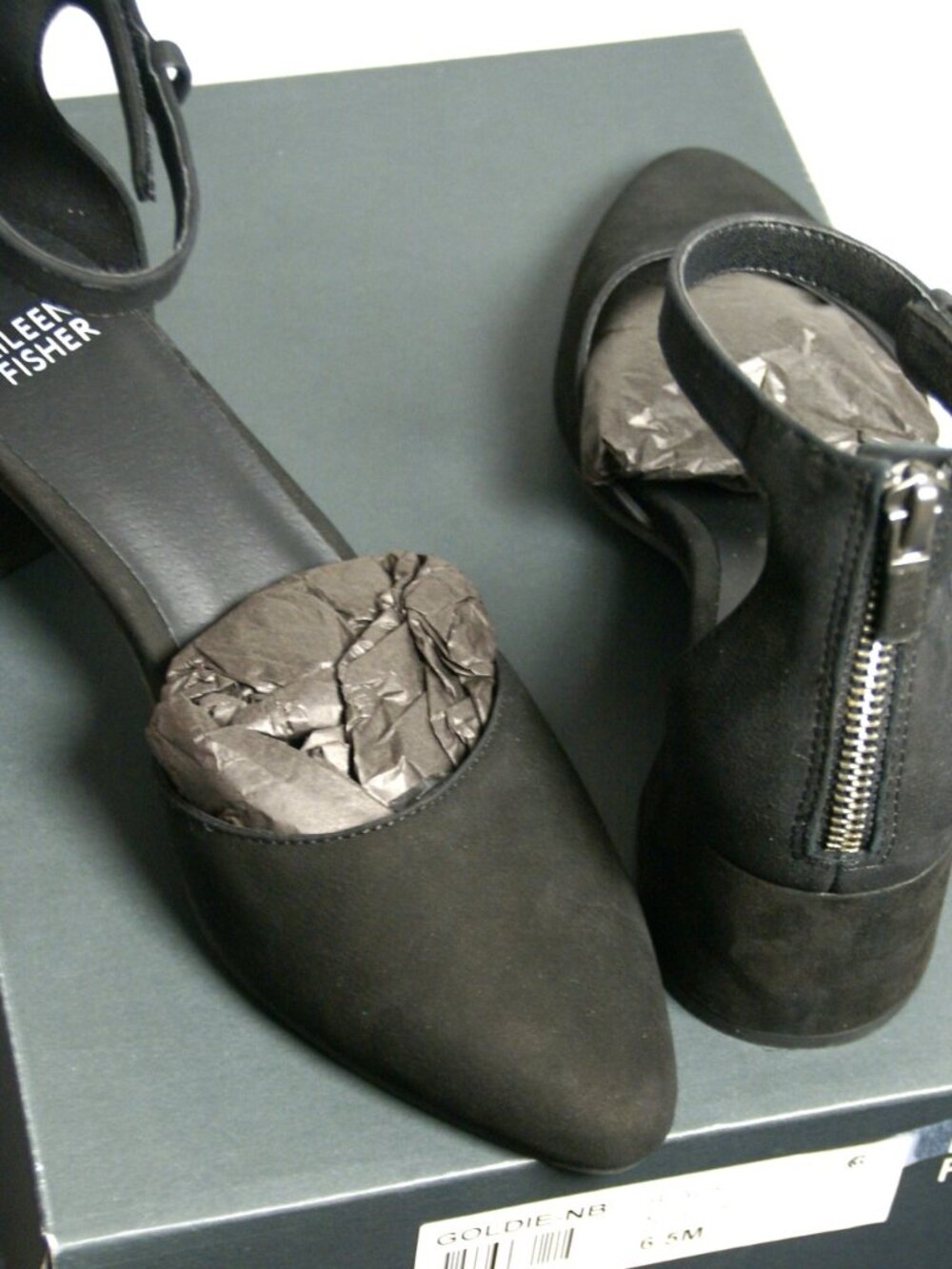 Eileen Fisher Black Suede Heels - 6.5 M - (1008)